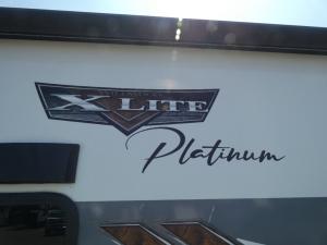 Wildwood X-Lite 24RLXLX Photo