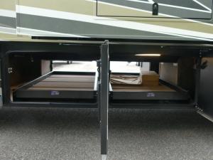 Anthem 44V Photo