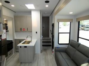 Momentum G-Class 350G Photo