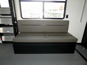 Momentum G-Class 350G Photo