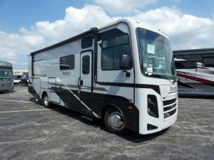 Pursuit 29SS Photo