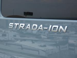 Strada-ion Tour AWD Photo
