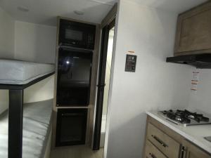 Springdale Mini 1300BH Photo