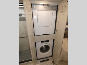 Discovery LXE 40M Photo