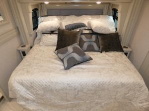 Discovery LXE 40M Photo