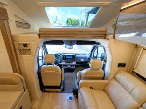 Delano Sprinter 24RW Photo