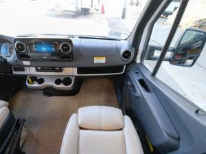 Delano Sprinter 24RW Photo