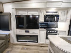 Cougar 290RLS Photo