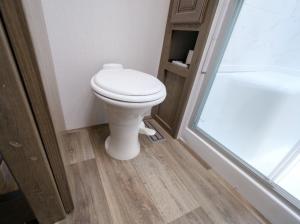 Cougar 290RLS Photo