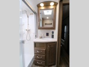 Cougar 290RLS Photo