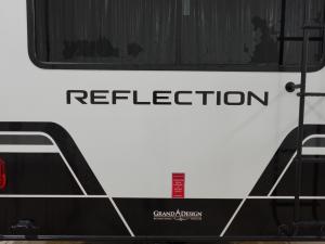 Reflection 150 Series 295RL Photo