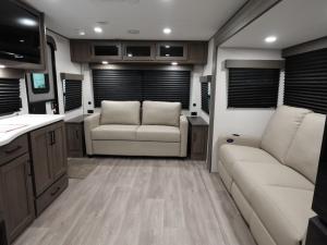 Transcend 245RLT Photo