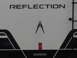Reflection 150 Series 298BH Photo