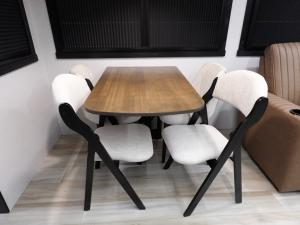 Salem Hemisphere 308RL Photo