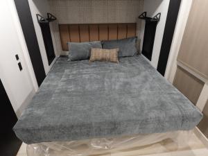 Salem Hemisphere 308RL Photo