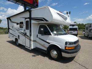 Freelander 21RSS Chevy 4500 Photo