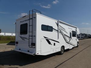 Four Winds 31EV Photo