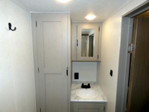 Clipper 3K Series 17FQ Photo