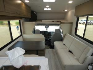 Freelander 27QB Ford 350 Photo