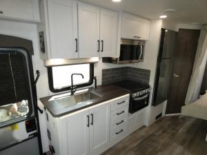 Odyssey 24B Photo