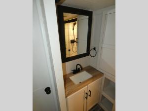 Eagle HT 25RUC Photo