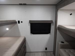 Transcend 325BHT Photo