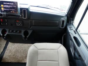 Accolade 37M Photo