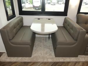 Accolade 37M Photo