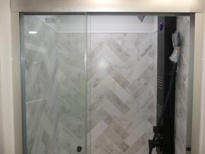 Accolade 37M Photo