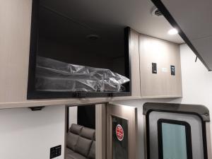 Momentum G-Class 320G Photo