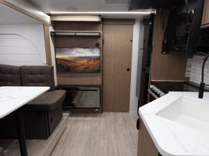 Wildwood X-Lite 24RLXL Photo
