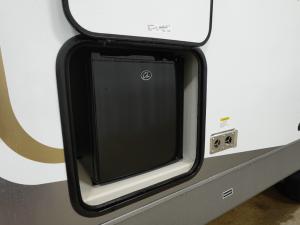 Northern Spirit Ultra Lite 2565FK Photo