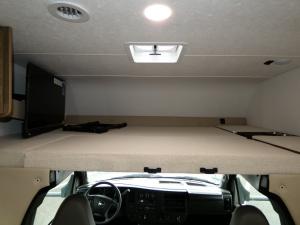 Freelander 27QB Chevy 3500 Photo