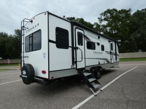 Cougar Half-Ton 25RDS Photo
