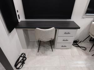 Sanibel 38LAUNDRY Photo