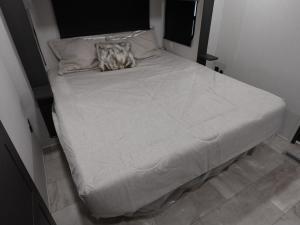 Sanibel 38LAUNDRY Photo