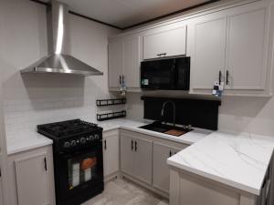 Sanibel 38LAUNDRY Photo