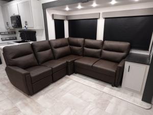 Sanibel 38LAUNDRY Photo