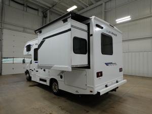 Four Winds 22Z Chevy Photo