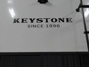 Cougar Half-Ton 26RKE Photo