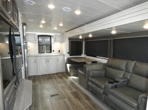 Cougar Half-Ton 30RKD Photo