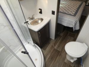 Cougar Half-Ton 30RKD Photo