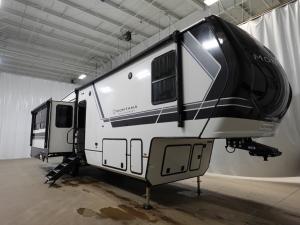 Montana High Country 331RL Photo