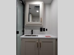 Influence 3003RL Photo