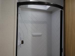 Salem 260ICE Photo