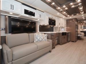 Dutch Star 4325 Photo