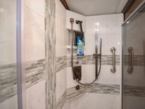 Dutch Star 4325 Photo