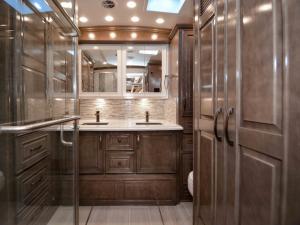 Dutch Star 4325 Photo