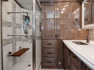 Dutch Star 4325 Photo