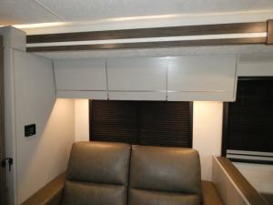 Entourage 340BH Photo